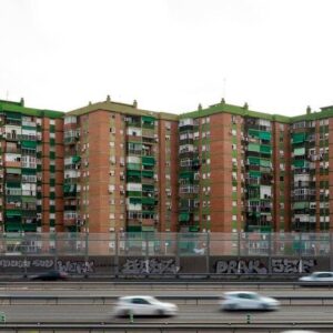 El origen de los toldos verdes en España